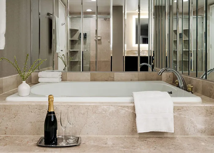 Doubletree By Hilton New York-Laguardia Hotel