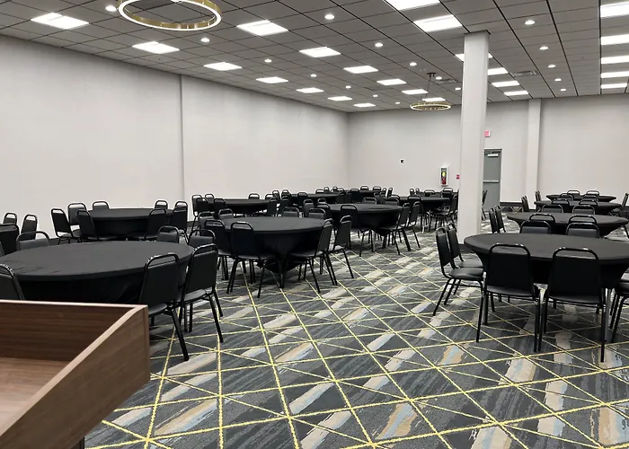 Holiday Inn Express Big Rapids By Ihg