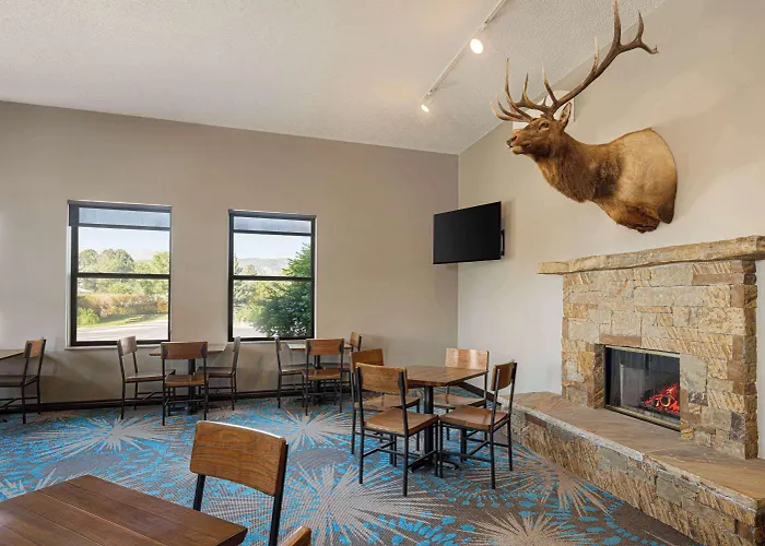 Days Inn By Wyndham Carbondale