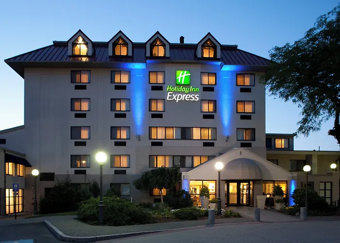 Holiday Inn Express Boston-Waltham By Ihg