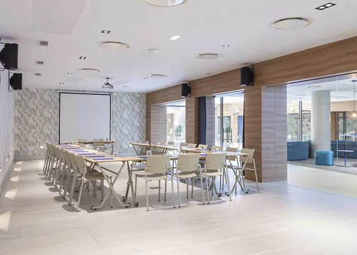 Hotel Macia Sevilla Kubb