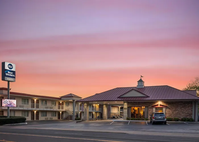 Best Western Winners Circle Hot Springs
