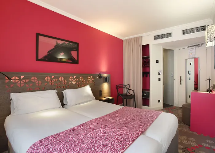 Hotel Eiffel Capitol Paris