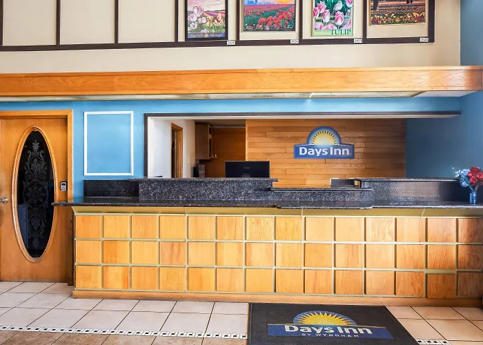 Days Inn By Wyndham Mt. Vernon