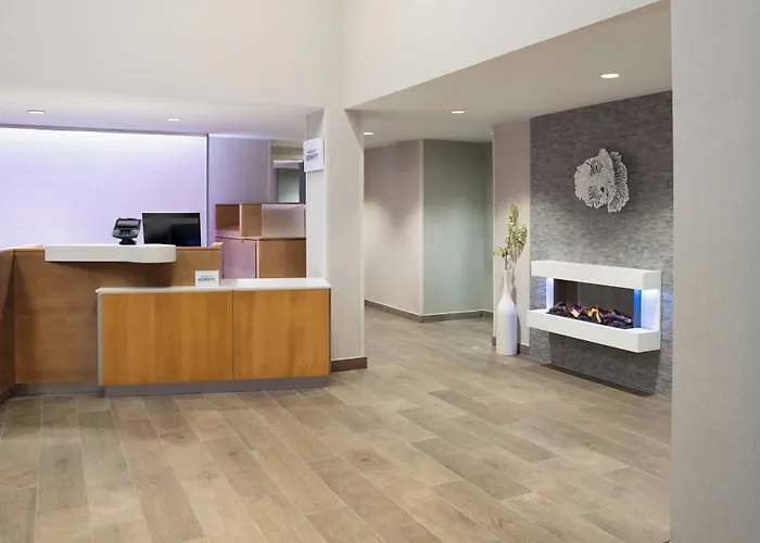 Fairfield Inn & Suites By Marriott Cape Cod Hyannis