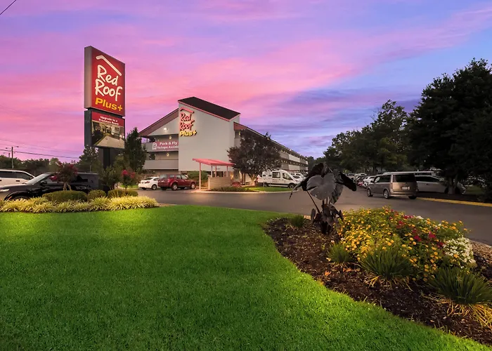Red Roof Inn Plus+ Nashville Airport