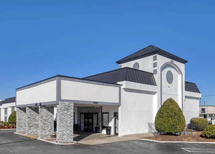 Best Western Greensboro Coliseum Inn