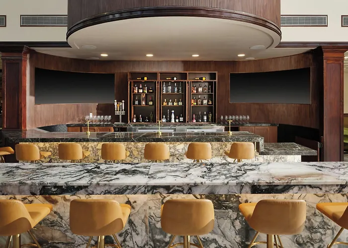 Hotel Dax Addison