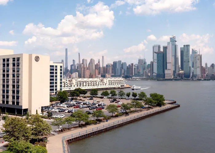 Sheraton Lincoln Harbor Hotel