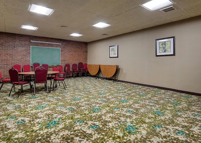 Best Western Woodhaven Inn
