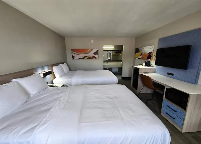 Baymont By Wyndham Lafayette