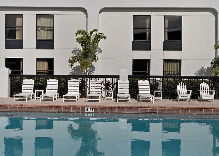 Ramada By Wyndham Orlando Florida Mall