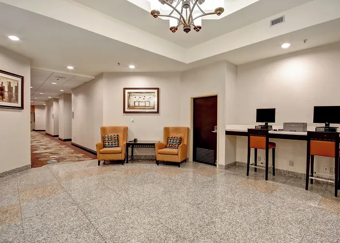 Holiday Inn Windsor - Ambassador Bridge By Ihg