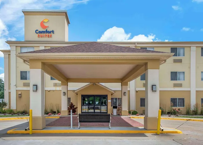 Comfort Suites Terre Haute University Area