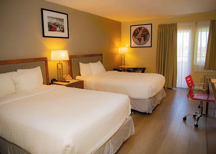 Ramada Plaza By Wyndham Garden Grove/Anaheim South