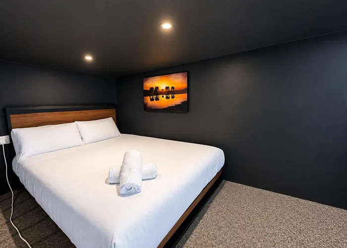 Amsterdam Hotel London