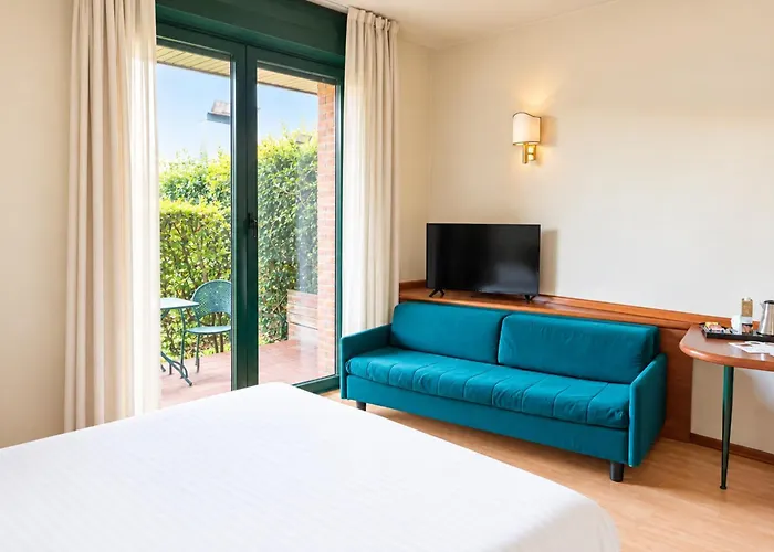 Phi Hotel Emilia