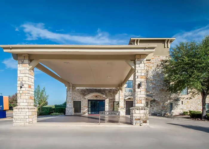 Comfort Suites San Antonio Near Seaworld