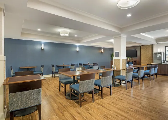 Best Western Plus Orlando East - Ucf Area