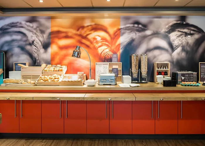 ibis Paris Pont de Suresnes Longchamp