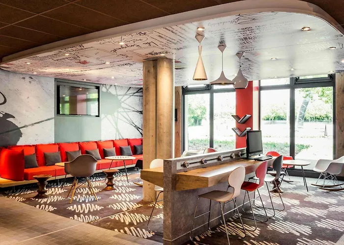 Ibis Saint Quentin En Yvelines - Velodrome