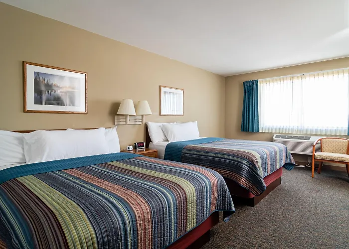 Cedarberry Inn