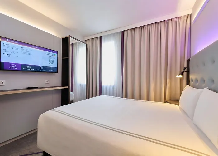 Premier Inn Passau Weisser Hase