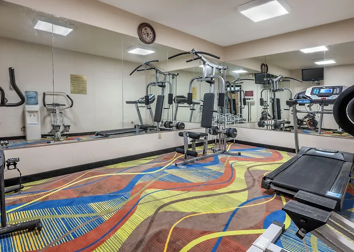 Quality Inn & Suites Near Amish Country
