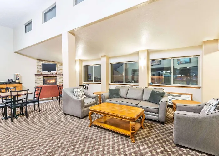 Days Inn By Wyndham Pueblo