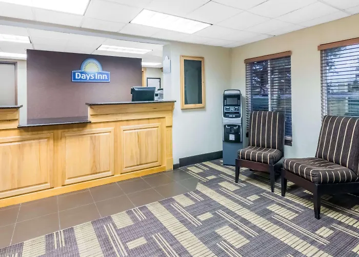 Days Inn By Wyndham Bismarck