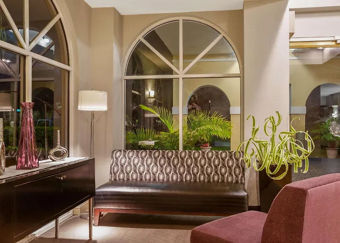 La Quinta By Wyndham Miami Lakes