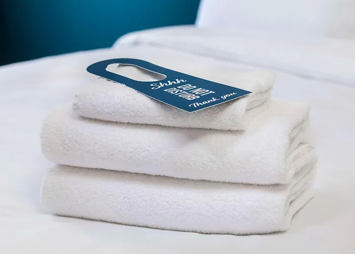 Travelodge Edinburgh Central Queen Street