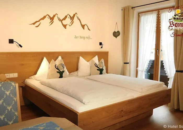 Hotel-Gasthof-Sonneck Reit im Winkl