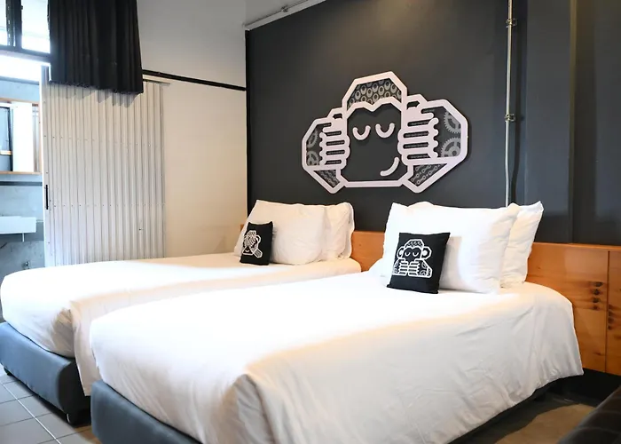 Blu Monkey Hotel Surat Thani