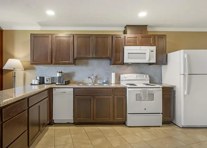 Best Western Plus Grapevine Inn
