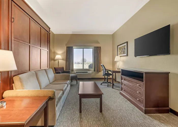 Best Western Plus Grapevine Inn