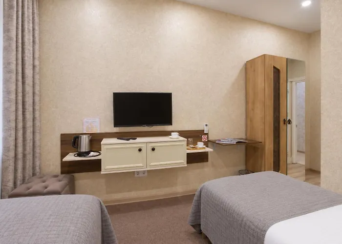 Midcity Hotel
