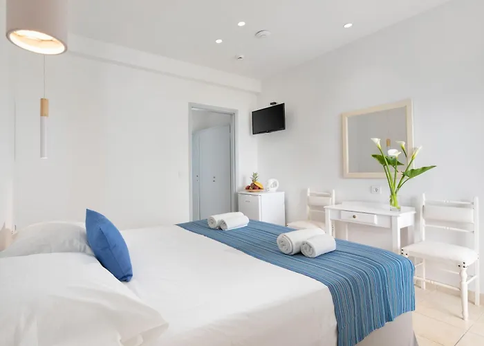 Bella Vista Beach Hotel