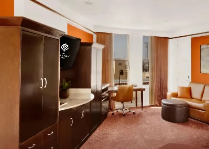 The Emily Morgan Hotel - A Doubletree By Hilton