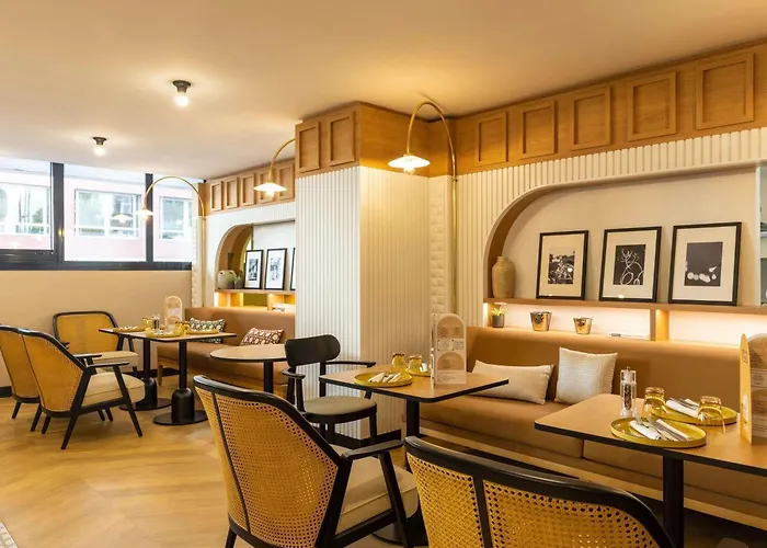 Novotel Paris Suresnes Longchamp