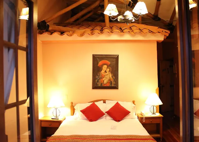 Hotel & Mirador Los Apus