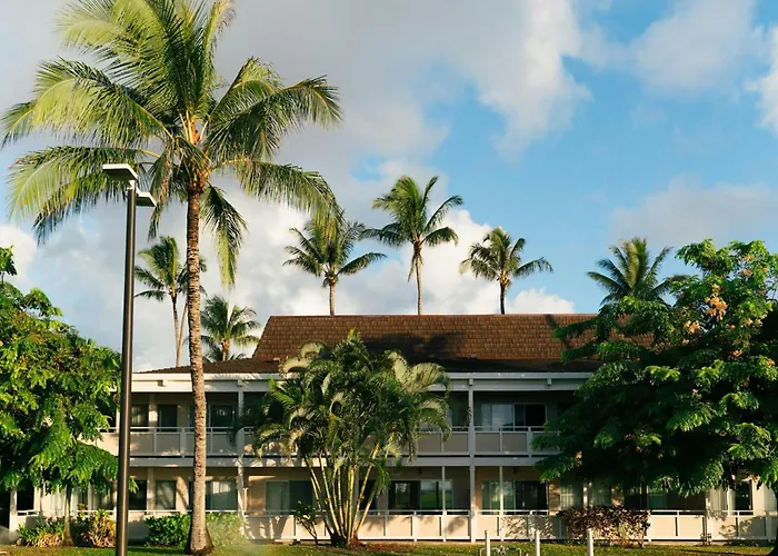 Plantation Hale Suites