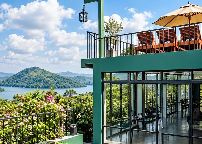 Lavendish Lake Giritale - Former Giritale Hotel