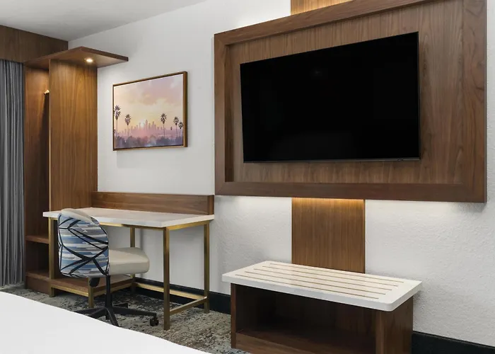 Best Western Premier Lakeland North