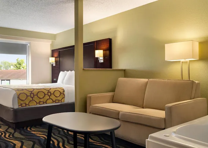 Baymont By Wyndham Georgetown Lexington North Hotel