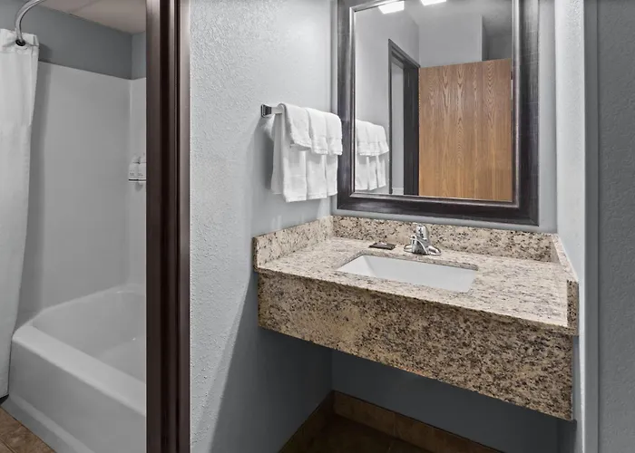 Americinn By Wyndham Mankato Event Center Near Msu