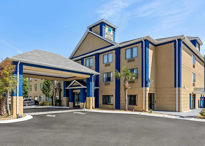 Clarion Pointe Jesup