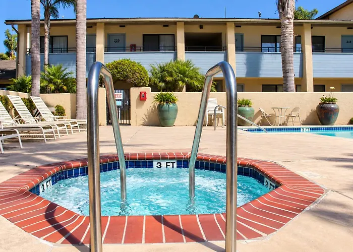 O'Cairns Inn&Suites