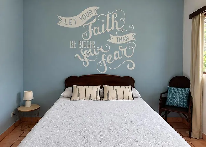 Hotel Perico Azul & Surf Camp