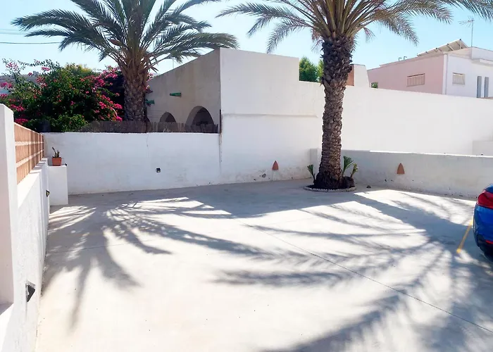 Hotel Senderos Agua Amarga 